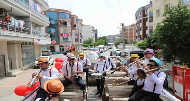 Menderes'te renkli 19 Mayıs etkinliği