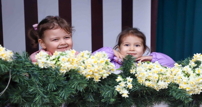 Bayındır’da nergis ve kuru çiçek sevgisi engel tanımadı