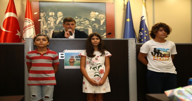 Karşıyaka Çocuk Belediyesi ilk başkanını seçti