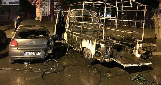 Karşıyaka'da 3 aracı kundakladığı iddia edilen zihinsel engelli gözaltına alındı