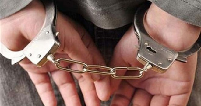 Çarşı'daki cinayette baba oğul tutuklandı