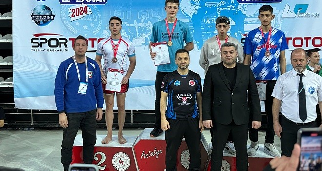 Bostanlısporlu Gökmen, Türkiye 2.si oldu