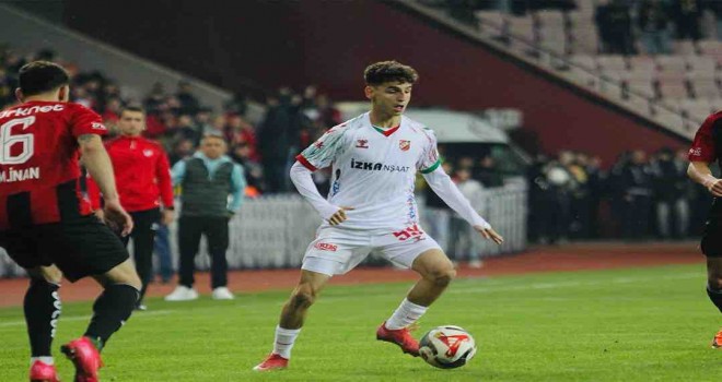 Karşıyaka yenilmezlik ünvanını Eskişehir’de bıraktı