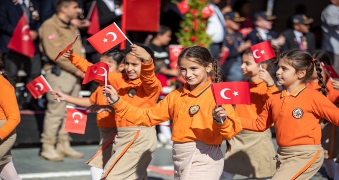 Cumhuriyet coşkusu İzmir’in her yerine yayılacak