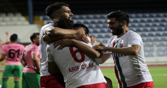 Karşıyaka lige 3 puan ile başladı