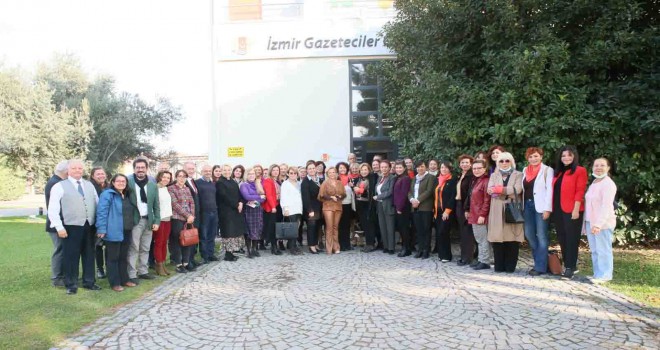 Nar yeniden çiçek açacak