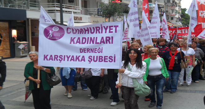 CKD Karşıyaka Şubesi Bilimsel ve Laik Eğitim için alanlarda...