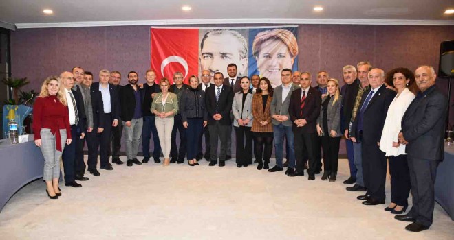 İYİ Parti İzmir seçim çalışmalarını sürdürüyor