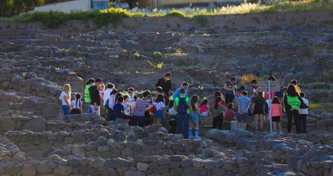 ''Mış gibi'' yapmayan meclis Bayraklı'da toplandı