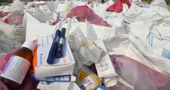ÇEKOOP atık ilaç imhasında rekora koşuyor 