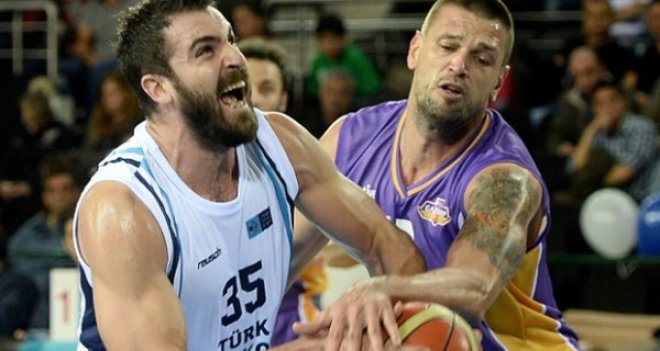 Cemal Nalga Pınar Karşıyaka'da