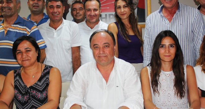 CHP İzmir İl Başkanı'nı seçti