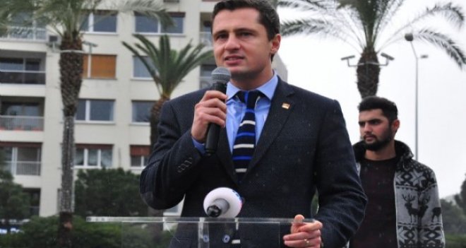 CHP İzmir, vekiline sahip çıktı