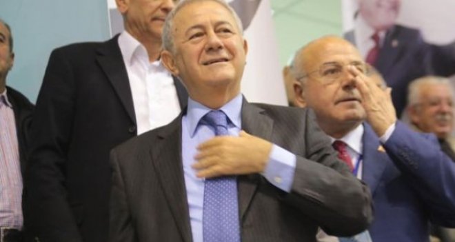CHP İzmir'de yeni başkan Alaattin Yüksel 