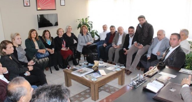CHP'li Belediye Meclis Üyeleri'nden Yıldırım'a destek
