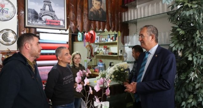 CHP’li Sertel’den çiçekçiler için ''çiçek gibi'' öneri