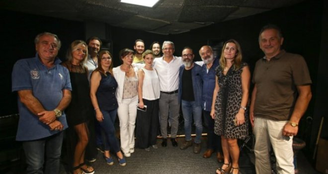 Çocuklar için sahne alacaklar