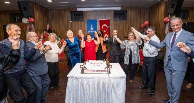 Başkan Soyer huzurevi sakinlerinin yeni yılını kutladı