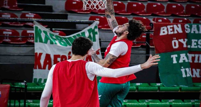 Karşıyaka potada Fenerbahçe'yi ağırlıyor