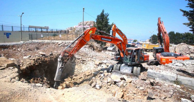 Yeşilyurt Pazaryeri için ilk kazma vuruldu