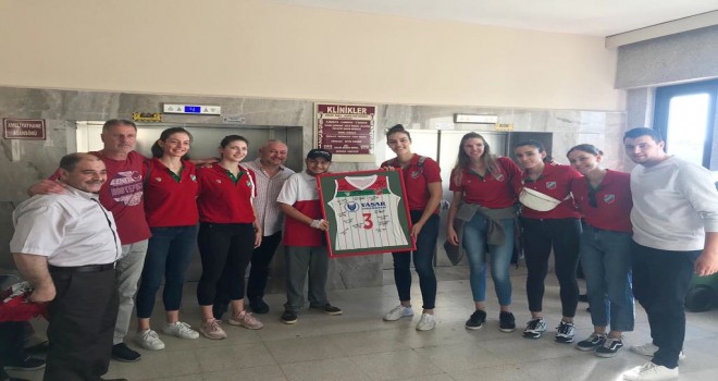 KSK Voleybol'dan tedavi gören Şahin'e ziyaret