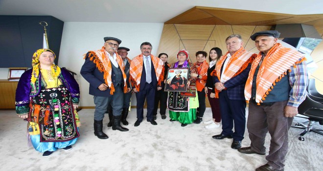 Yörüklerden deve güreşi kararına tam destek