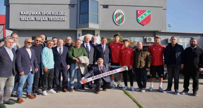 Başkan Tugay Karşıyaka Spor Kulübü'nü ziyaret etti