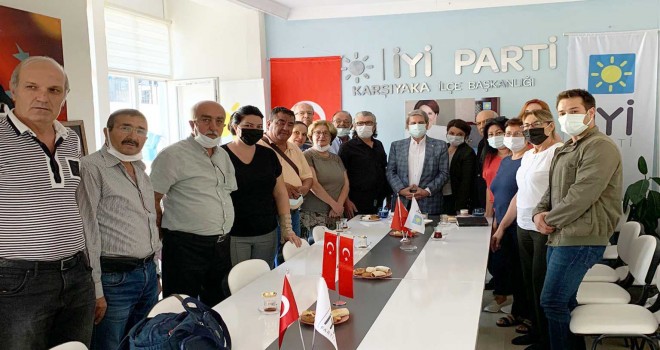 İyi Parti'li Çıray'dan İyi Parti Karşıyaka İlçe Başkanlığı'na ziyaret
