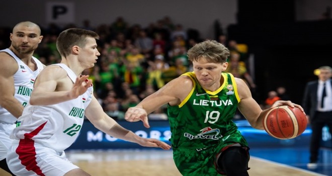 Kuzminskas Litvanya'yı galibiyete taşıdı