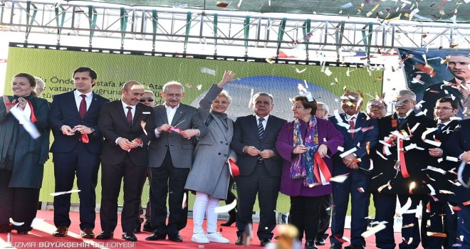 15 Temmuz Demokrasi Şehitleri Meydanı törenle açıldı
