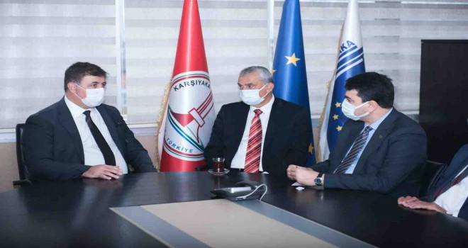 DP Genel Başkanı Uysal’dan Başkan Tugay’a geçmiş olsun ziyareti