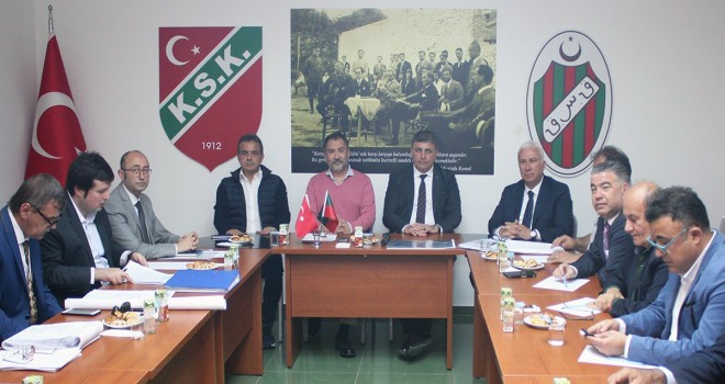 Başkan Tugay, Karşıyaka Spor Kulübü'nü ziyaret etti