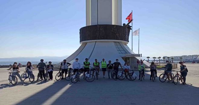 Mimarlar Odası İzmir Şubesi'nden Rota-Kıyı Bisiklet Gezisi