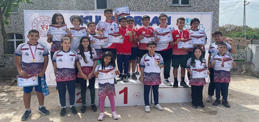 Okul-Kulüp işbirliği 13 sporcuyu Türkiye Şampiyonasına yolladı