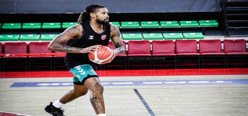 Karşıyaka hazırlık maçında Aliağa Petkimspor'a kaybetti