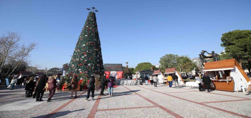 Karşıyaka ışıl ışıl olacak: Yeni Yıl Şenliği 13-31Aralık’ta
