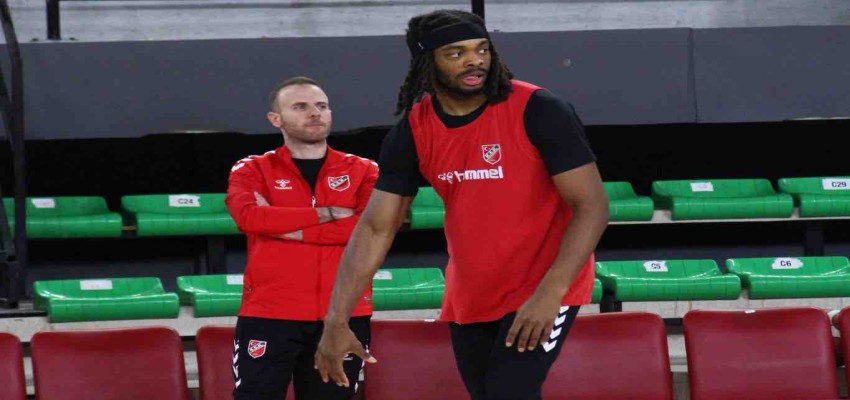 Karşıyaka, Manisa karşısında hayati maça çıkıyor