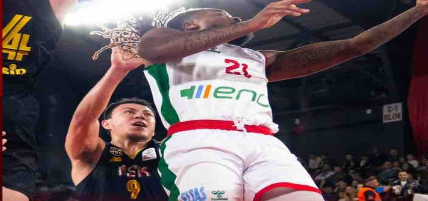 Karşıyaka, Ahmet Kandemir yönetiminde ilk maçını kazandı