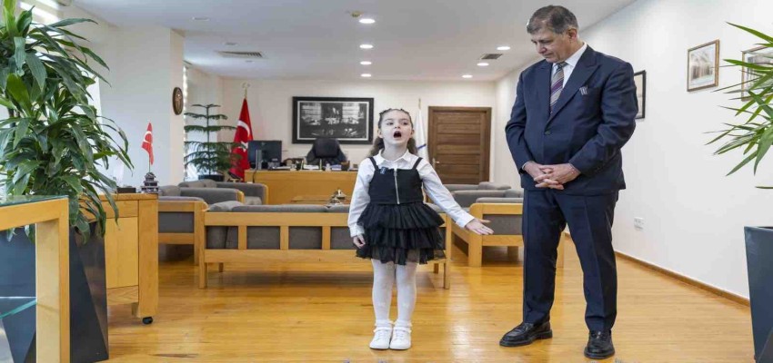 Başkanlık makamında gurur veren buluşma