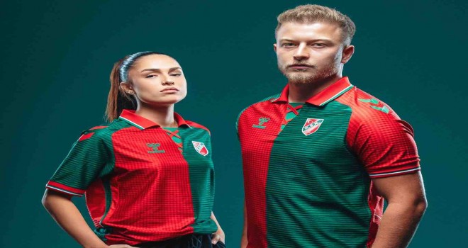 Karşıyaka yeni sezon formalarını tanıttı