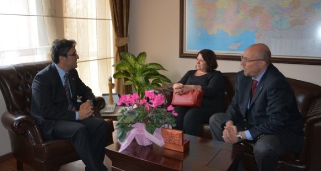 DSP Karşıyaka İlçe Başkanlığı Kaymakam Yücel'i ziyaret etti