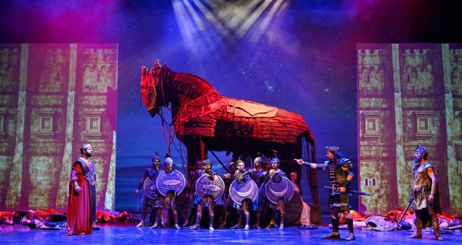 Müzik, dans ve operanın büyüsü Kasım ayında da İzmir ‘de bir arada