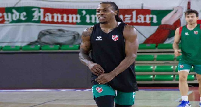 Karşıyaka potada lider Beşiktaş'ı konuk ediyor