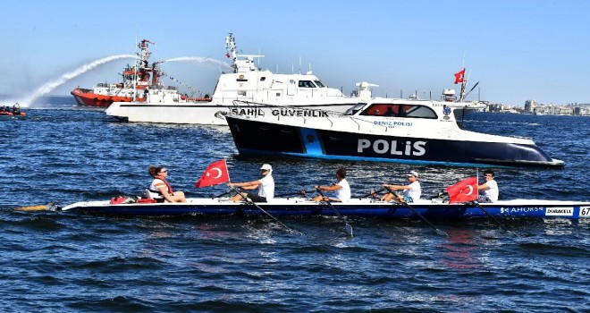 1 Temmuz Denizcilik ve Kabotaj Bayramı İzmir'de coşkuyla kutlandı