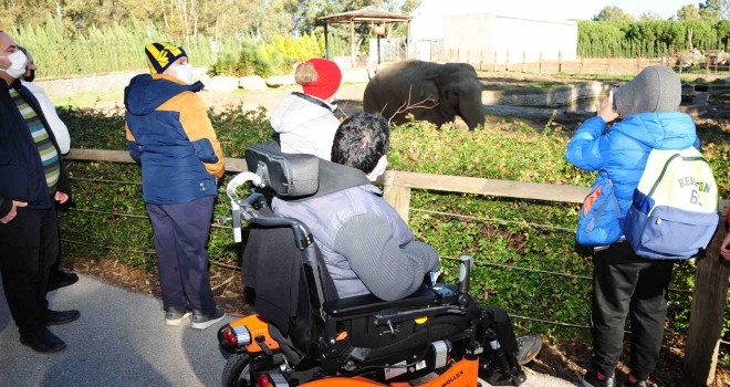 Balçovalı engelli çocuklar Doğal Yaşam Parkı'nı gezdi