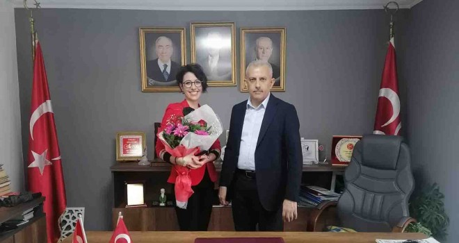 MHP Karşıyaka Kadın Kolları'nda kan değişimi