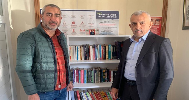 MHP Karşıyaka'dan 11 mahalleye kütüphane ve kitap desteği