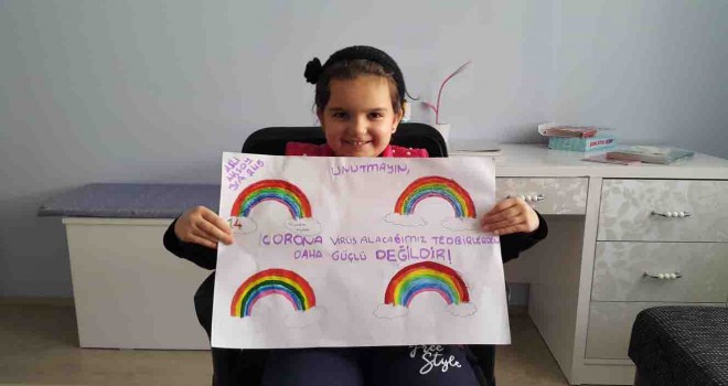 Evden, ''Evde kal''ı resmettiler