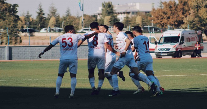 Karşıyaka, Konya'da 3 puanı 3 golle aldı