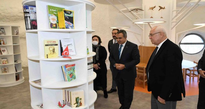 Çocuklar bilimi Karabağlar'da sevecek